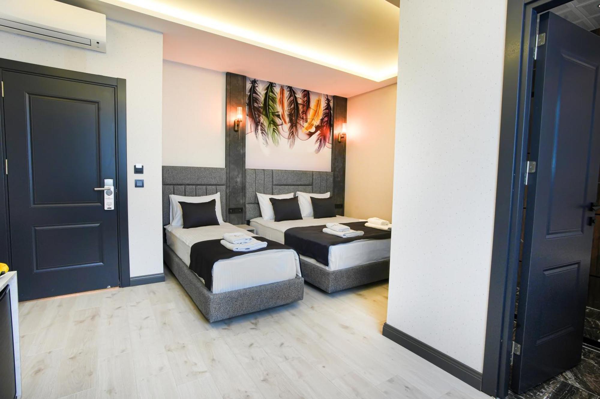 Comfort Point Two Hotel Истанбул Екстериор снимка